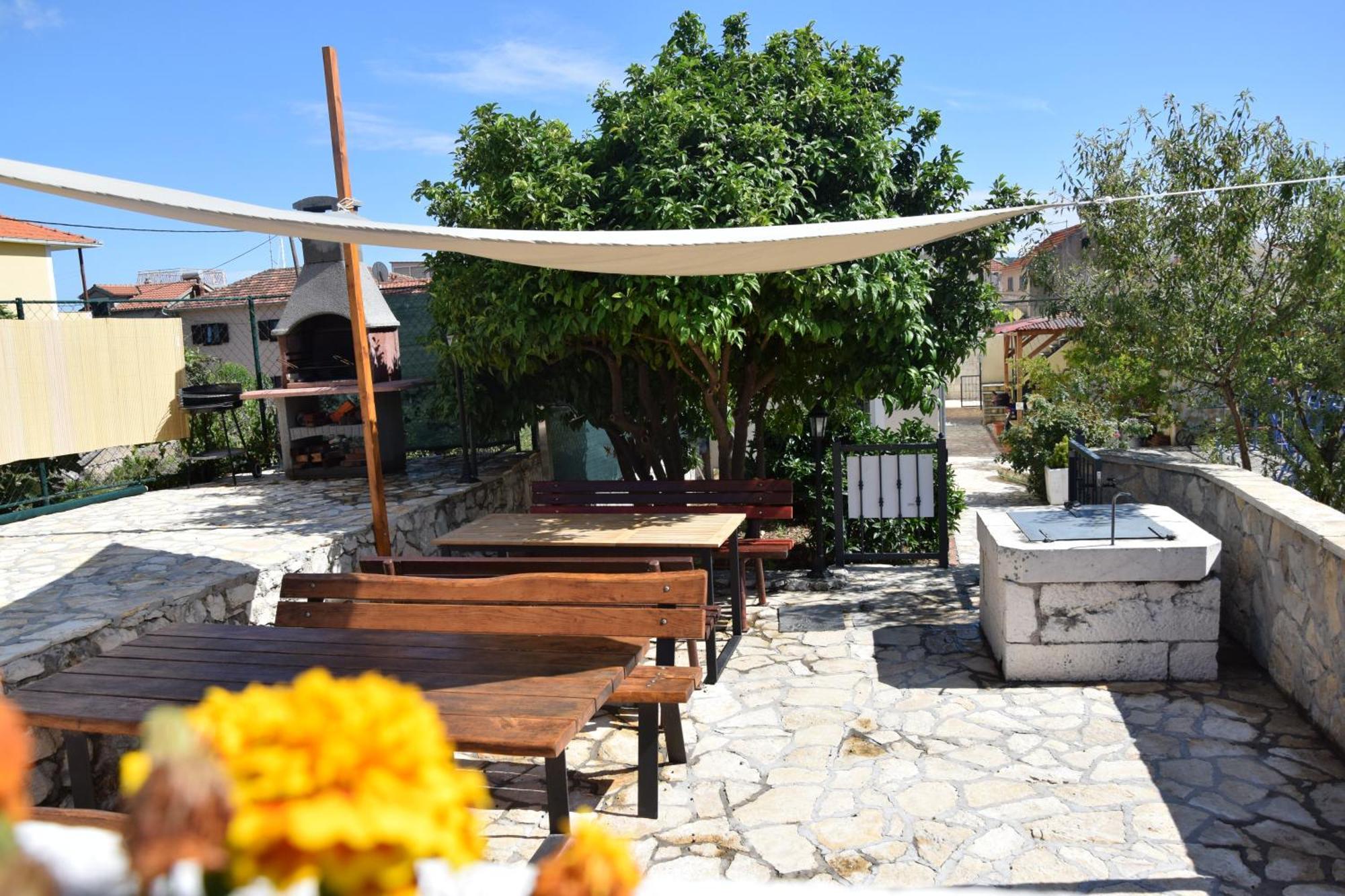 Marta II Your Holiday Home In Seget Center Trogir Exterior foto